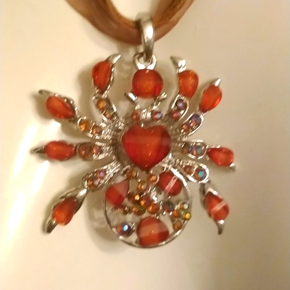 🕷️Handmade amber crystal spider pendant and earrings set